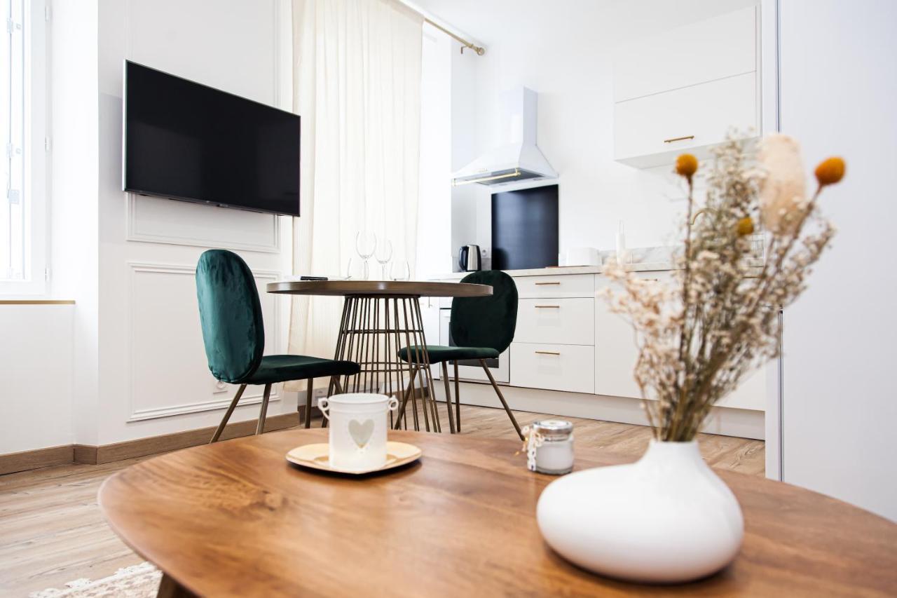 Le Contemporain 40 Châteauroux Exterior foto